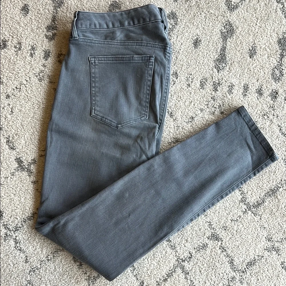GAP Maternity Inset Panel Skinny Jeans - Picture 4 of 4